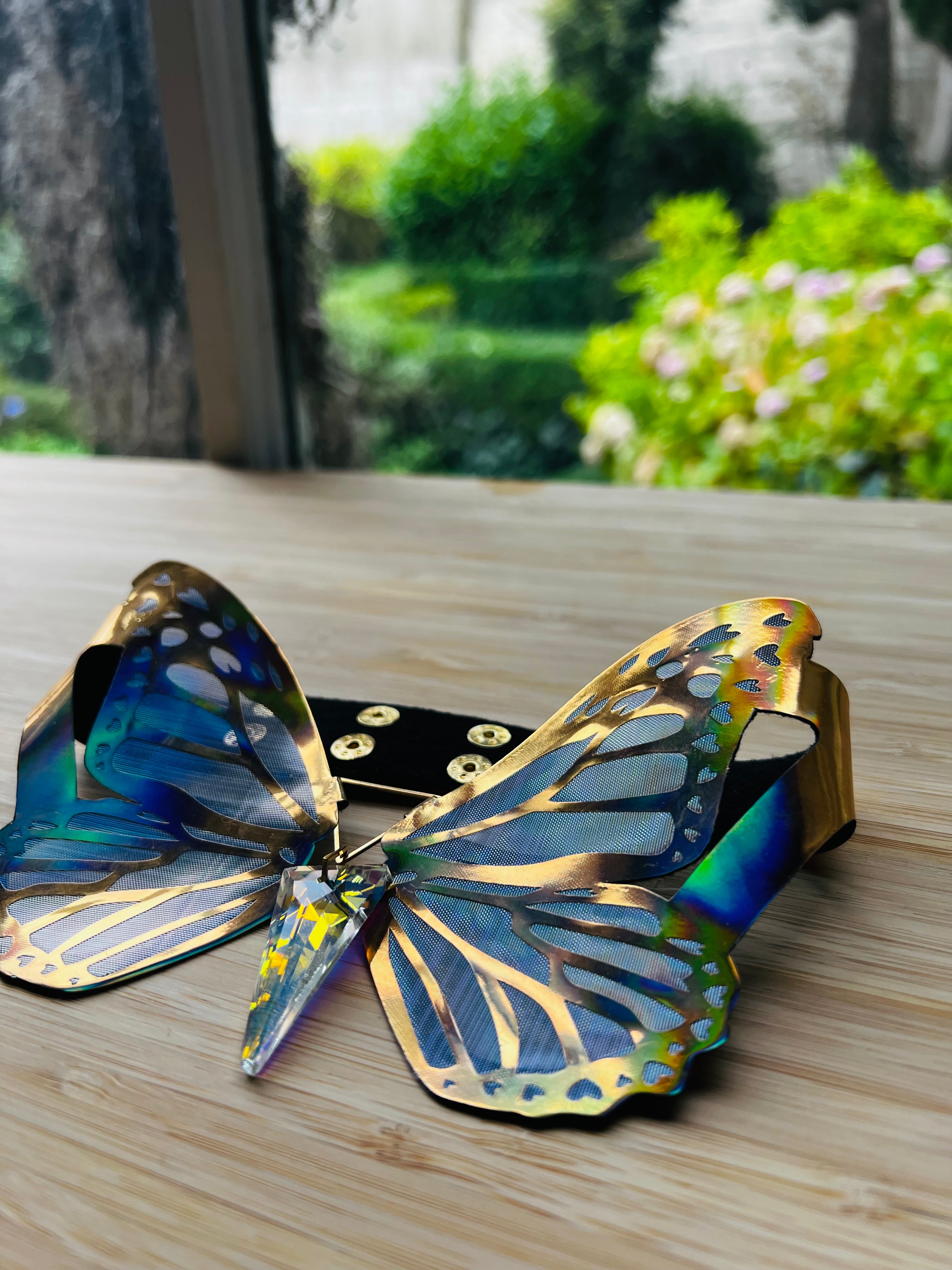 METAMORPH BUTTERFLY CHOKER - Holographic Gold / Silver