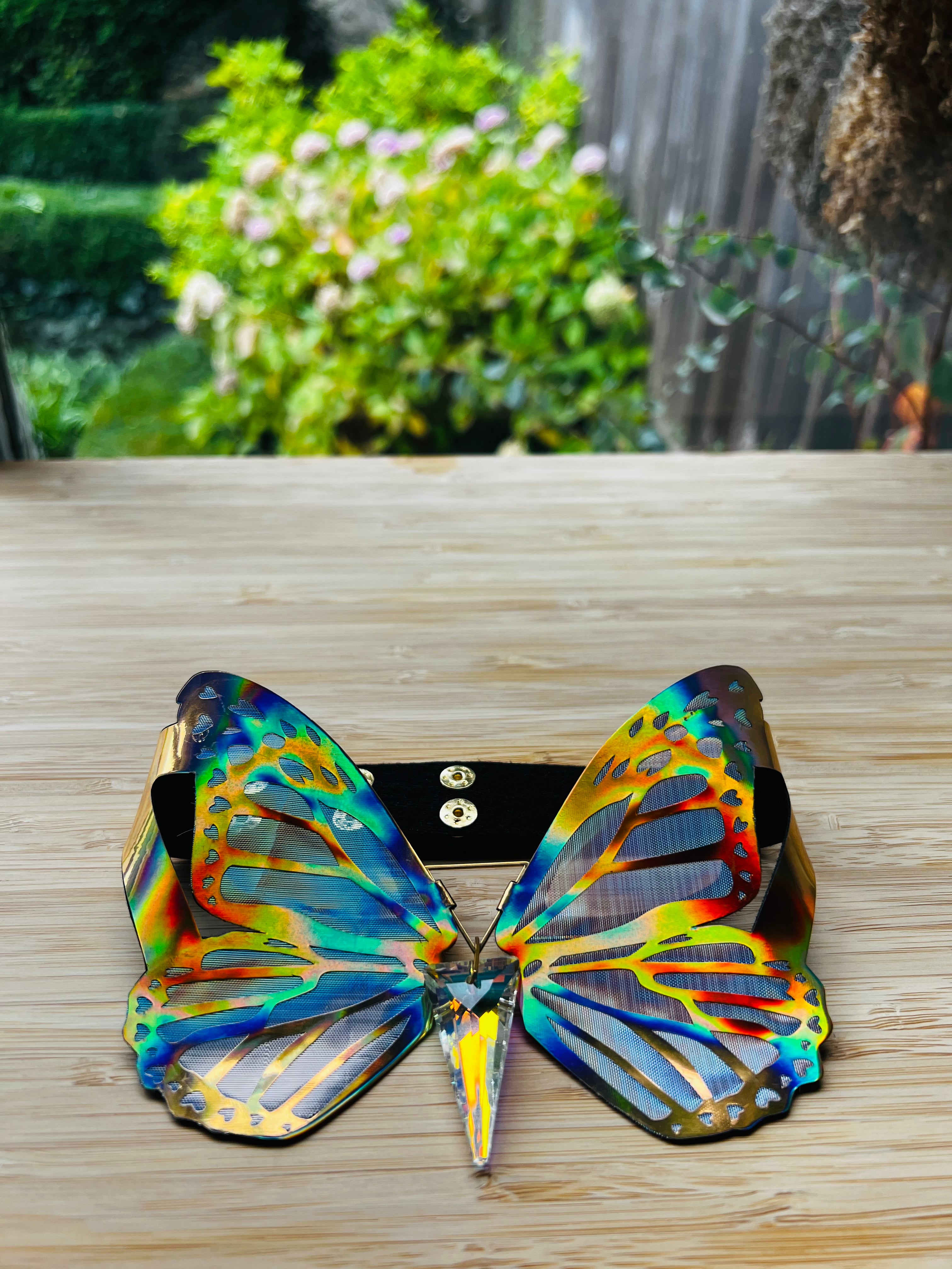 METAMORPH BUTTERFLY CHOKER - Holographic Gold / Silver