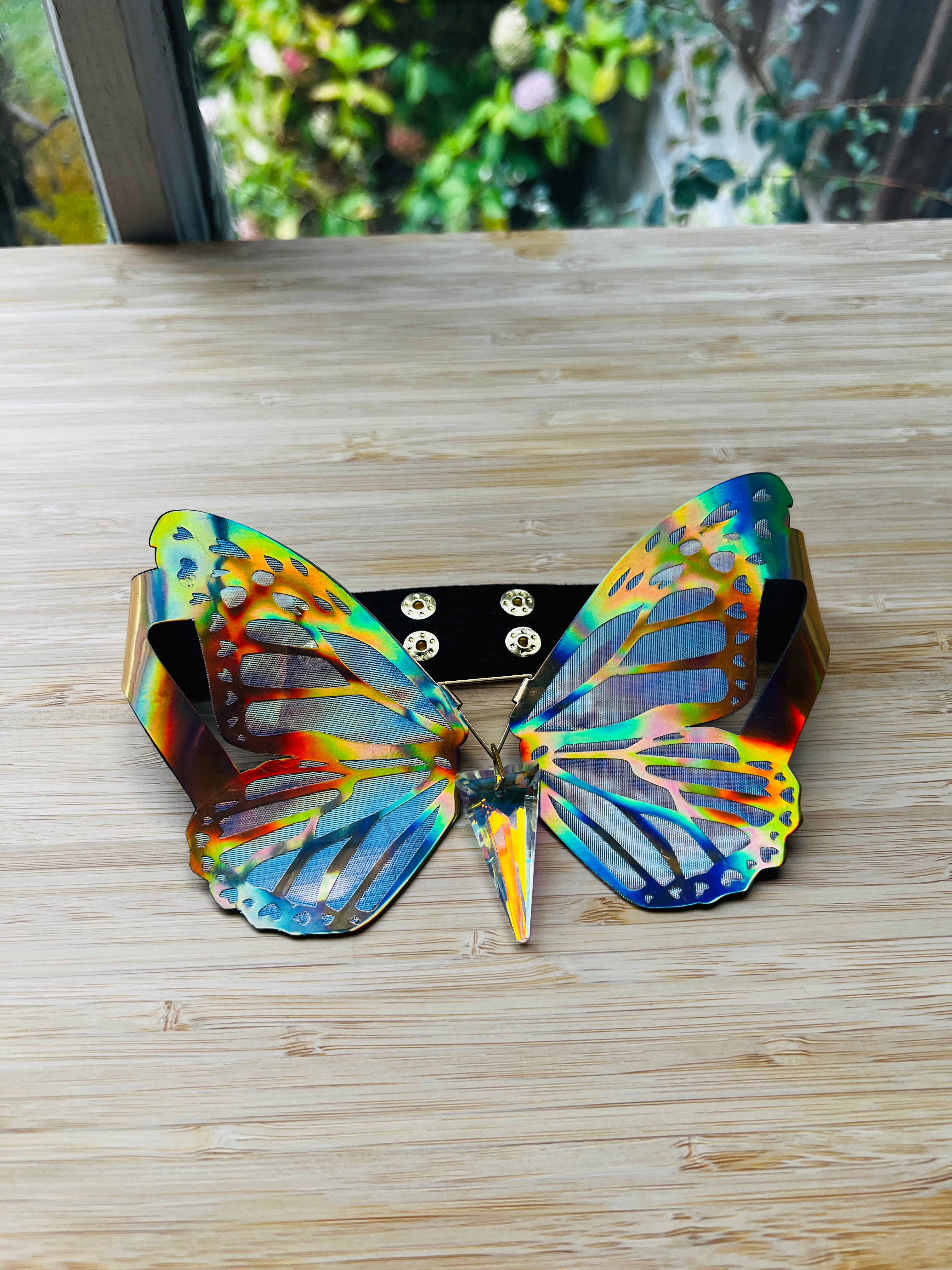 METAMORPH BUTTERFLY CHOKER  - Holographic Gold / Silver
